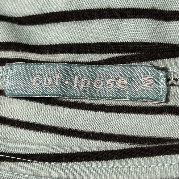Cut Loose Muted Green Navy Stripe Pullover Cotton Top with Boat Neck - Medium - Picture 3 of 8